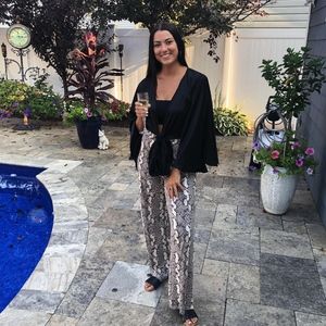 Meet your Posher, Nicole